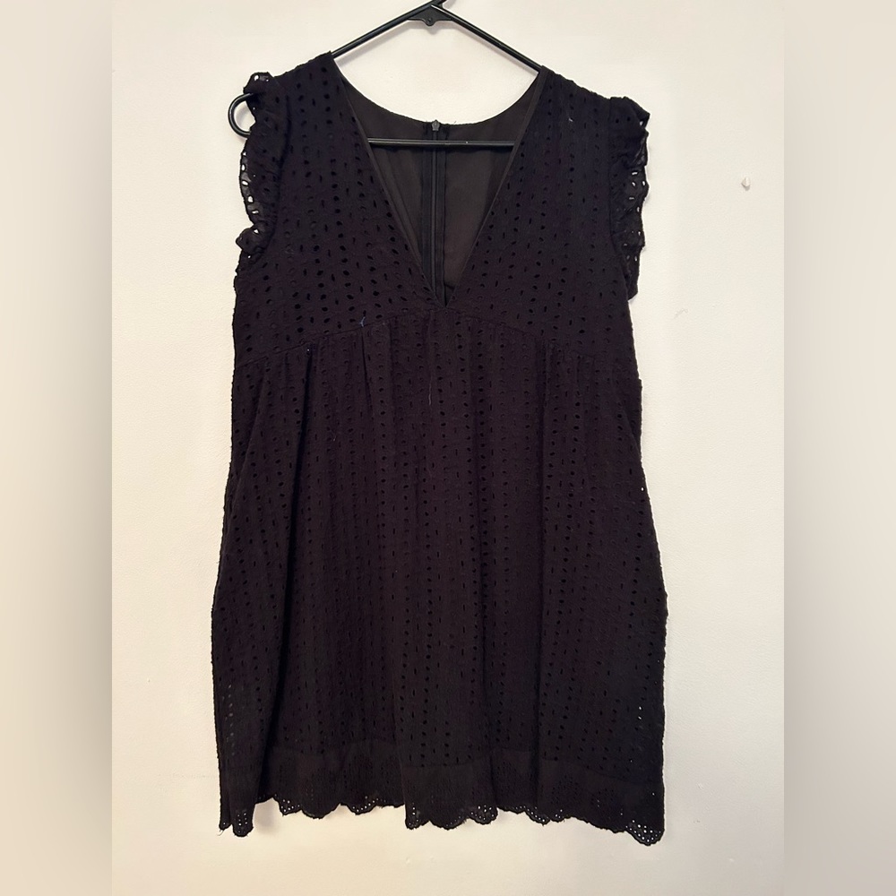 Unknown Brand. Little black dress with pockets!